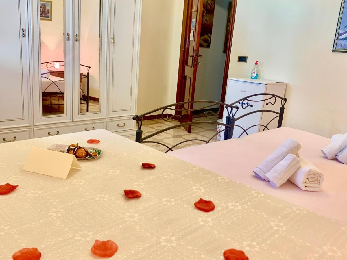 Bed & Breakfast Acquamarina Castro  Exterior photo